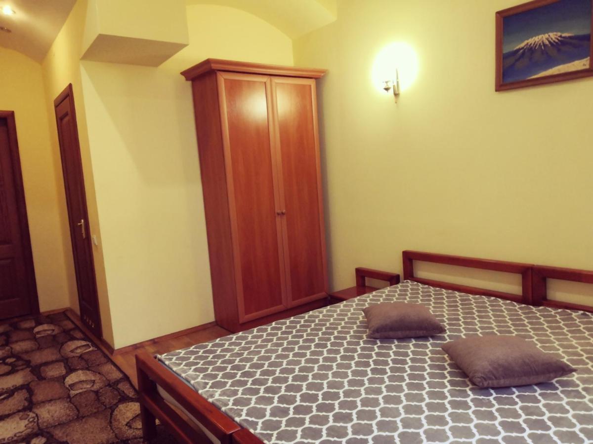 Apartament-Minihotel Elpida Λβιβ Εξωτερικό φωτογραφία