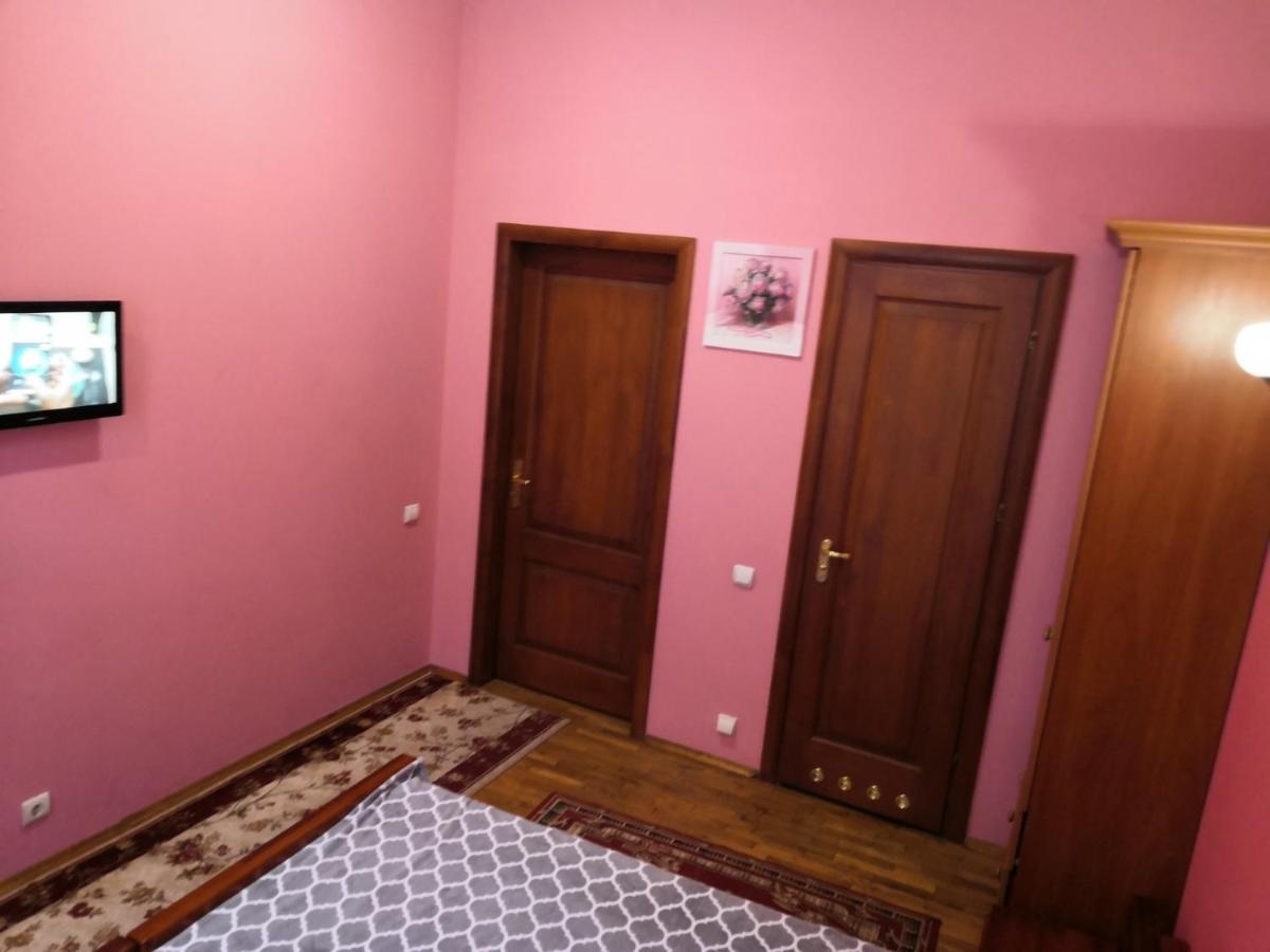 Apartament-Minihotel Elpida Λβιβ Εξωτερικό φωτογραφία