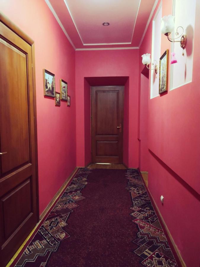 Apartament-Minihotel Elpida Λβιβ Εξωτερικό φωτογραφία
