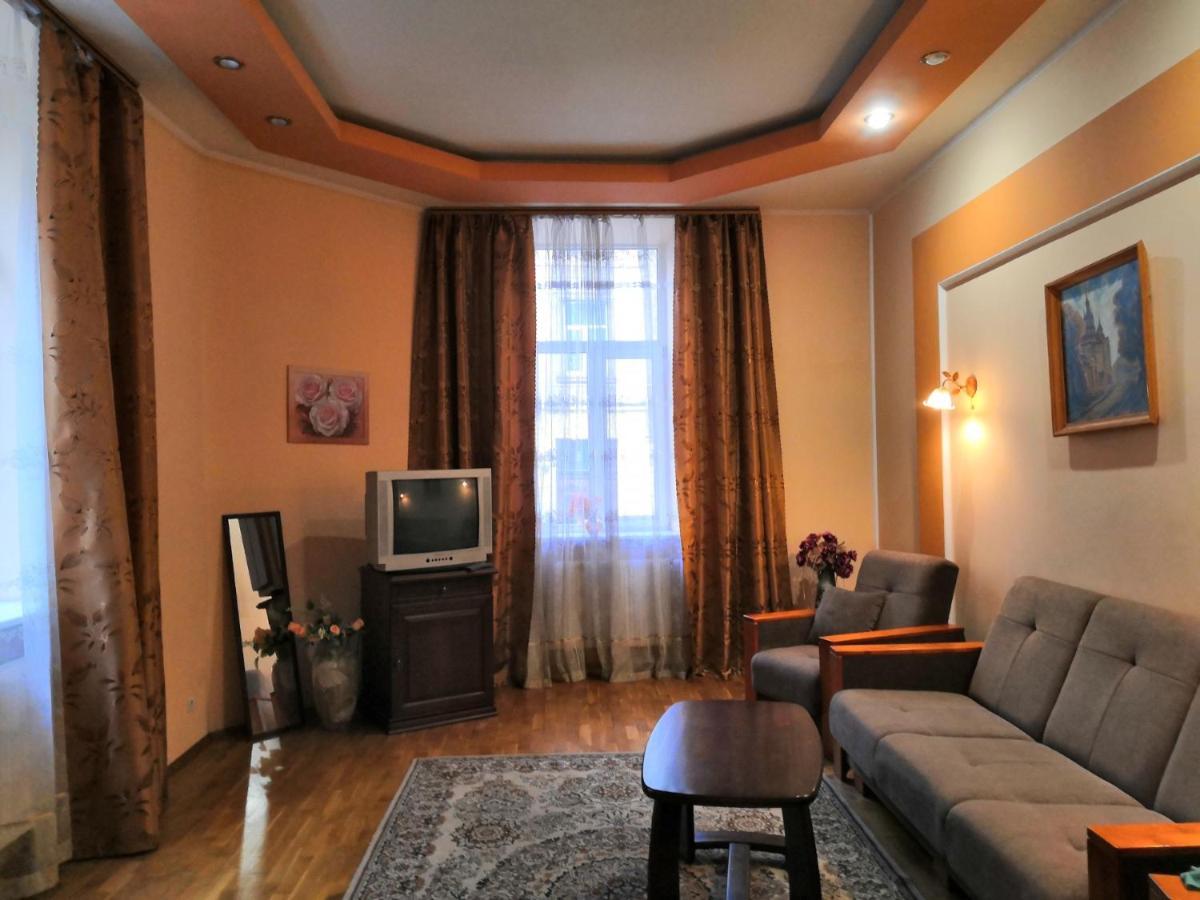 Apartament-Minihotel Elpida Λβιβ Εξωτερικό φωτογραφία